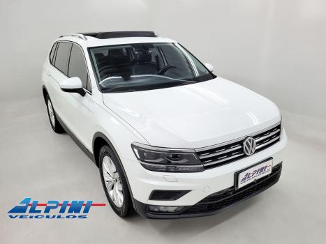 VOLKSWAGEN Tiguan , Foto 3