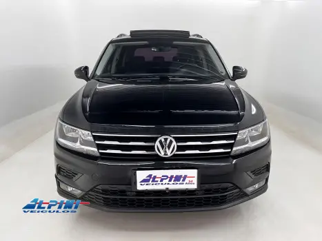 VOLKSWAGEN Tiguan , Foto 2