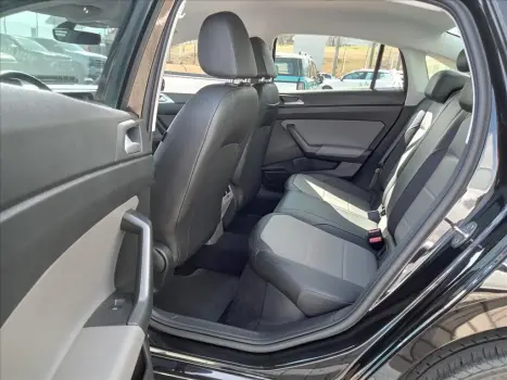 VOLKSWAGEN Virtus 1.0 4P 200 TSI FLEX HIGHLINE AUTOMÁTICO, Foto 9 VOLKSWAGEN Virtus 1.0 4P 200 TSI FLEX HIGHLINE AUTOMÁTICO, Foto 9