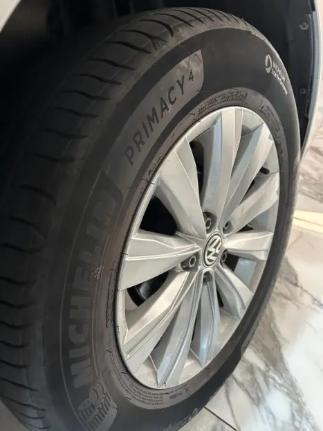 VOLKSWAGEN Virtus 1.0 4P 200 TSI FLEX COMFORTLINE AUTOMTICO, Foto 6