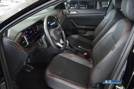 VOLKSWAGEN Virtus 1.0 4P 200 TSI FLEX HIGHLINE AUTOM�TICO, Foto 13