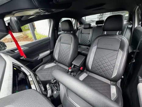VOLKSWAGEN Virtus 1.4 4P 250 TSI EXCLUSIVE AUTOM�TICO, Foto 11