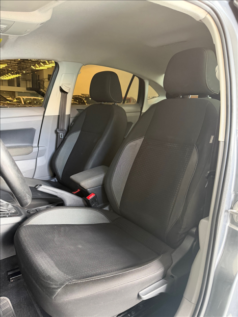 VOLKSWAGEN Virtus 1.0 4P 200 TSI FLEX COMFORTLINE AUTOM�TICO, Foto 8