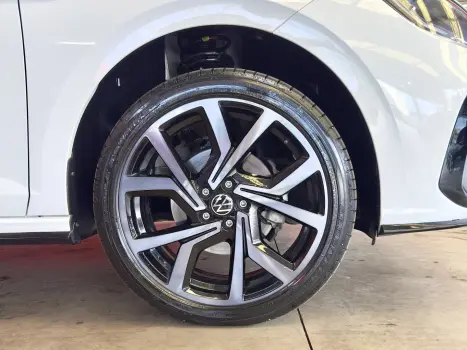 VOLKSWAGEN Virtus 1.4 4P 250 TSI EXCLUSIVE AUTOM�TICO, Foto 18