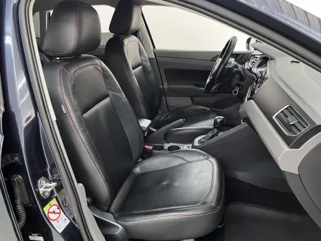 VOLKSWAGEN Virtus 1.0 4P 200 TSI FLEX COMFORTLINE AUTOM�TICO, Foto 6