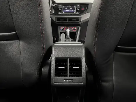 VOLKSWAGEN Virtus 1.0 4P 200 TSI FLEX COMFORTLINE AUTOM�TICO, Foto 12