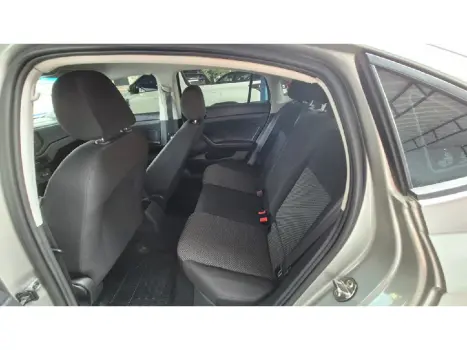 VOLKSWAGEN Virtus 1.6 4P MSI FLEX AUTOM�TICO, Foto 10