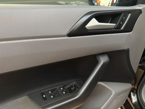 VOLKSWAGEN Virtus 1.0 4P 200 TSI FLEX COMFORTLINE AUTOM�TICO, Foto 13
