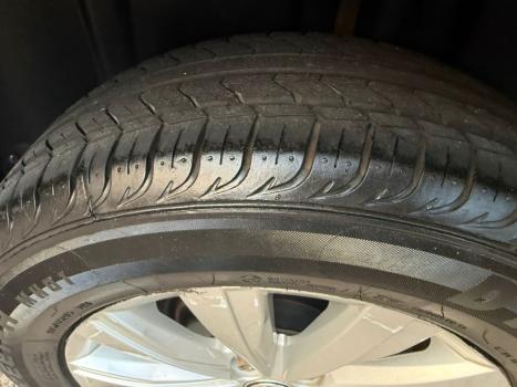 VOLKSWAGEN Virtus 1.0 4P 200 TSI FLEX COMFORTLINE AUTOM�TICO, Foto 17