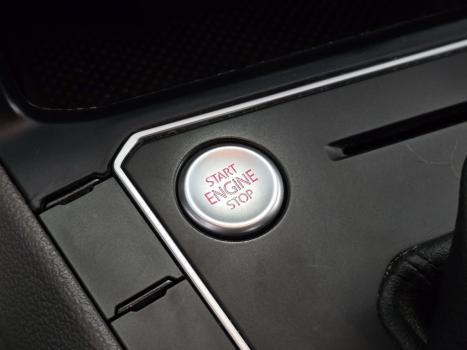 VOLKSWAGEN Virtus 1.0 12V 4P 200 TSI HIGHLINE AUTOM�TICO, Foto 9