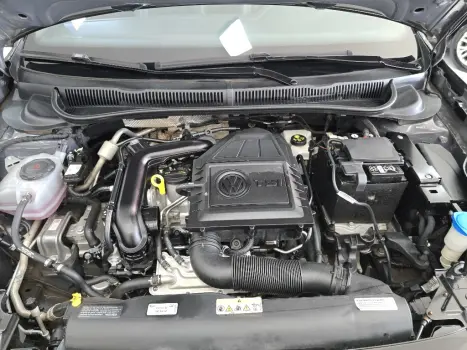 VOLKSWAGEN Virtus 1.0 12V 4P 200 TSI HIGHLINE AUTOM�TICO, Foto 20