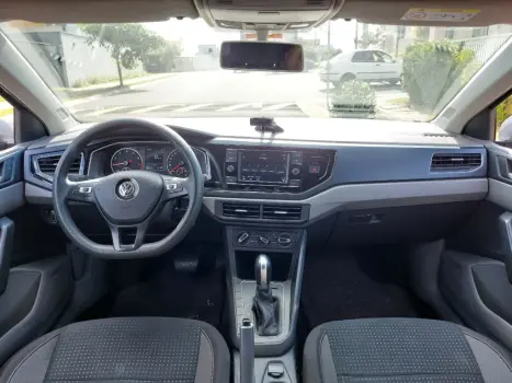 VOLKSWAGEN Virtus 1.0 4P 200 TSI FLEX COMFORTLINE AUTOM�TICO, Foto 8