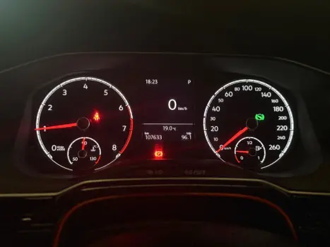 VOLKSWAGEN Virtus 1.0 4P 200 TSI FLEX COMFORTLINE AUTOM�TICO, Foto 4