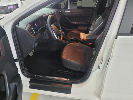 VOLKSWAGEN Virtus 1.0 4P 200 TSI FLEX HIGHLINE AUTOM�TICO, Foto 9