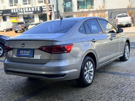 VOLKSWAGEN Virtus 1.0 4P 200 TSI FLEX COMFORTLINE AUTOM�TICO, Foto 4