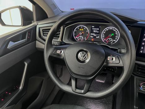 VOLKSWAGEN Virtus 1.0 4P 200 TSI FLEX COMFORTLINE AUTOM�TICO, Foto 13