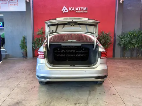 VOLKSWAGEN Virtus 1.6 4P MSI FLEX AUTOM�TICO, Foto 10