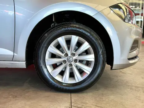 VOLKSWAGEN Virtus 1.6 4P MSI FLEX AUTOM�TICO, Foto 19