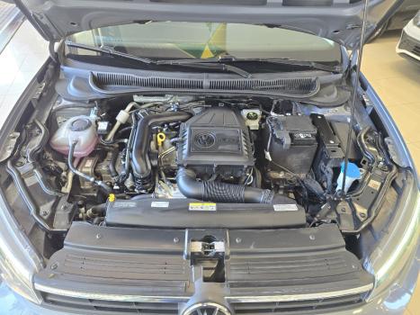 VOLKSWAGEN Virtus 1.0 12V 4P 200 TSI  COMFORTLINE AUTOM�TICO, Foto 17