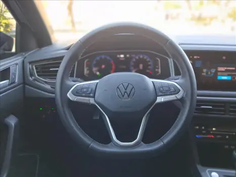 VOLKSWAGEN Virtus 1.4 4P 250 TSI EXCLUSIVE AUTOM�TICO, Foto 8