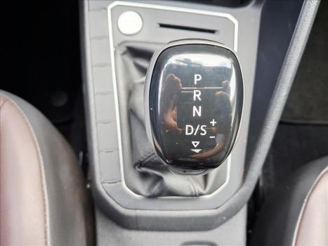 VOLKSWAGEN Virtus 1.0 4P 200 TSI FLEX HIGHLINE AUTOM�TICO, Foto 13