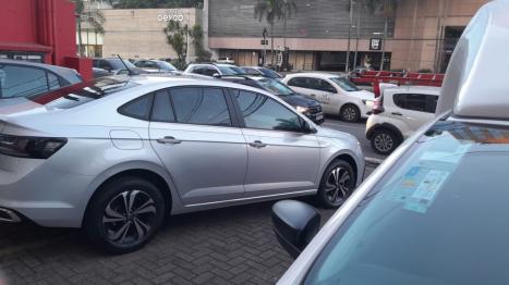 VOLKSWAGEN Virtus 1.0 4P 200 TSI FLEX COMFORTLINE AUTOM�TICO, Foto 6