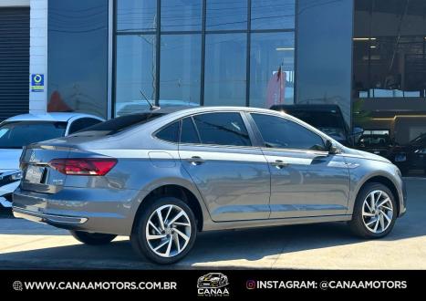 VOLKSWAGEN Virtus 1.0 4P 200 TSI FLEX HIGHLINE AUTOM�TICO, Foto 6