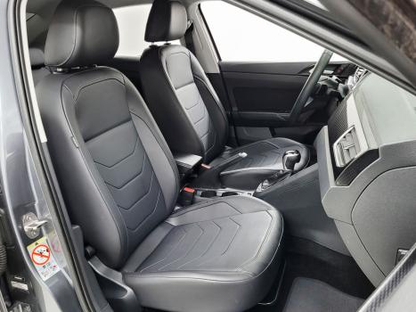 VOLKSWAGEN Virtus 1.0 4P 200 TSI FLEX COMFORTLINE AUTOM�TICO, Foto 6