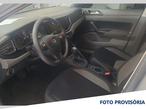 VOLKSWAGEN Virtus 1.0 4P 200 TSI FLEX COMFORTLINE AUTOM�TICO, Foto 4