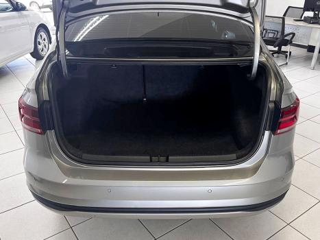 VOLKSWAGEN Virtus 1.0 4P 200 TSI FLEX COMFORTLINE AUTOM�TICO, Foto 8