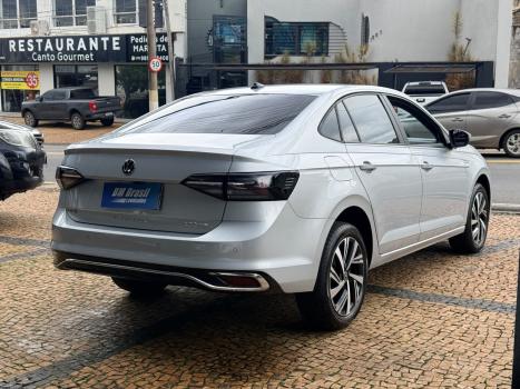 VOLKSWAGEN Virtus 1.0 4P 200 TSI FLEX HIGHLINE AUTOMÁTICO, Foto 4