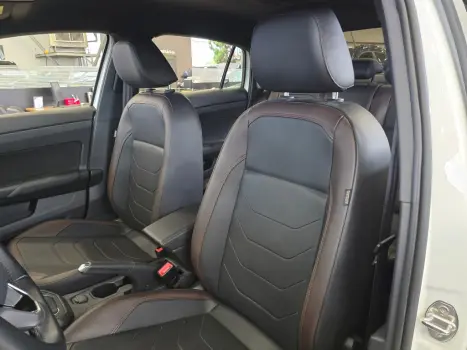 VOLKSWAGEN Virtus 1.0 12V 4P 200 TSI HIGHLINE AUTOMÁTICO, Foto 16