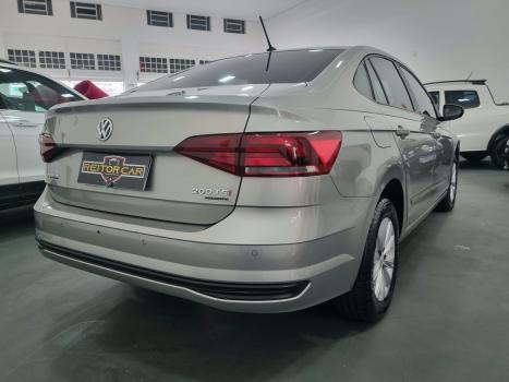 VOLKSWAGEN Virtus 1.0 4P 200 TSI FLEX COMFORTLINE AUTOMÁTICO, Foto 4