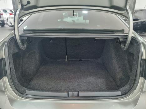 VOLKSWAGEN Virtus 1.0 4P 200 TSI FLEX COMFORTLINE AUTOMÁTICO, Foto 8