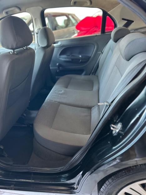 VOLKSWAGEN Voyage 1.0 4P FLEX, Foto 10 VOLKSWAGEN Voyage 1.0 4P FLEX, Foto 10