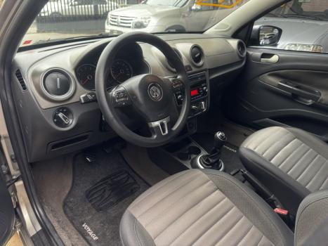 VOLKSWAGEN Voyage 1.6 4P FLEX HIGHLINE, Foto 9