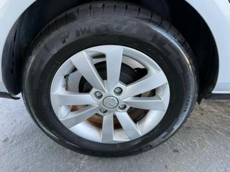 VOLKSWAGEN Voyage 1.6 4P FLEX HIGHLINE, Foto 7