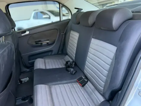 VOLKSWAGEN Voyage 1.6 4P FLEX HIGHLINE, Foto 11