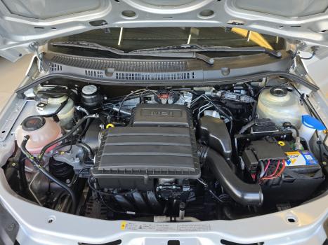 VOLKSWAGEN Voyage 1.6 4P FLEX MSI AUTOM�TICO, Foto 19