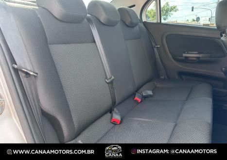 VOLKSWAGEN Voyage 1.6 4P FLEX, Foto 7