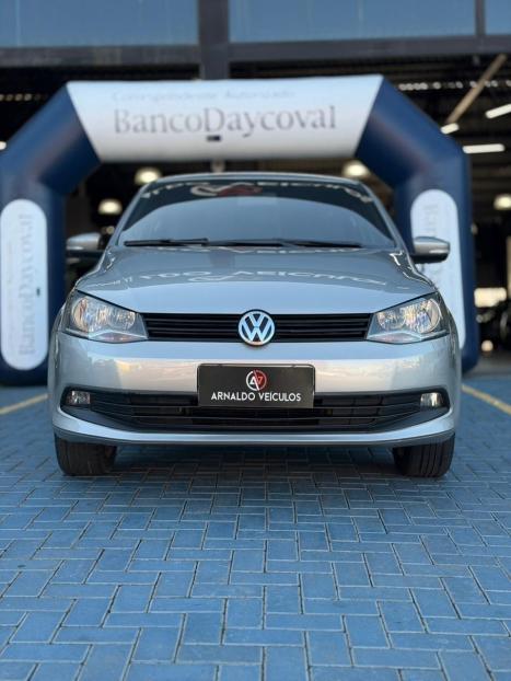 VOLKSWAGEN Voyage 1.6 4P COMFORTLINE FLEX, Foto 2