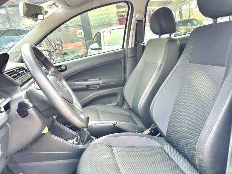 VOLKSWAGEN Voyage , Foto 2