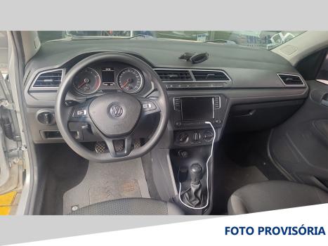 VOLKSWAGEN Voyage , Foto 4