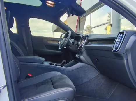 VOLVO C40 P6 4P ELETRIC RECHARGE PLUS, Foto 16