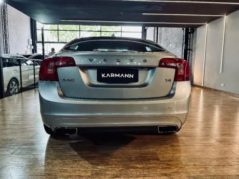 VOLVO S60 2.0 4P T5 MOMENTUM TURBO AUTOM�TICO, Foto 11