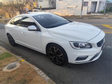 VOLVO S60 2.0 4P T6 R DESIGN AUTOMÁTICO, Foto 3