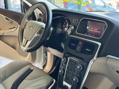 VOLVO V40 2.0 4P T4 MOMENTUM TURBO AUTOM�TICO, Foto 5