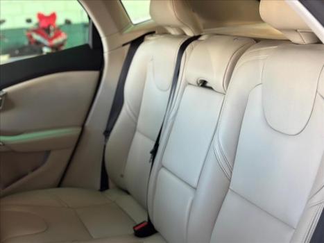 VOLVO V40 2.0 4P T4 MOMENTUM TURBO AUTOM�TICO, Foto 7