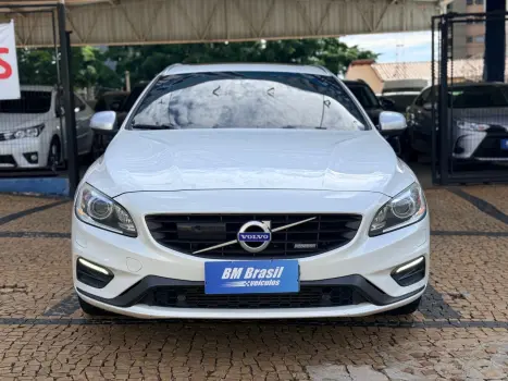 VOLVO V60 3.0 24V T6 R DESIGN TURBO AUTOM�TICO, Foto 2
