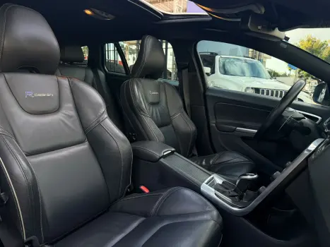 VOLVO V60 3.0 24V T6 R DESIGN TURBO AUTOM�TICO, Foto 12